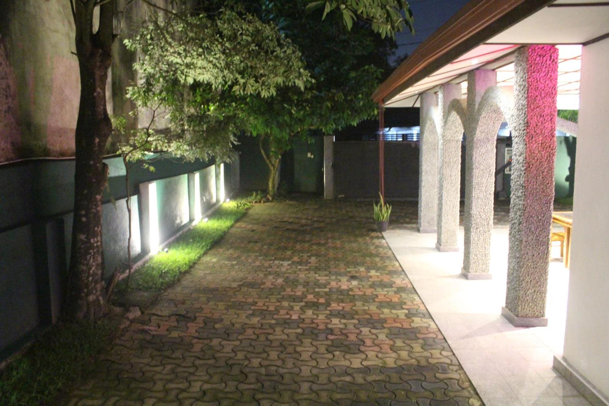 Kadawatha Villaflorence מראה חיצוני תמונה